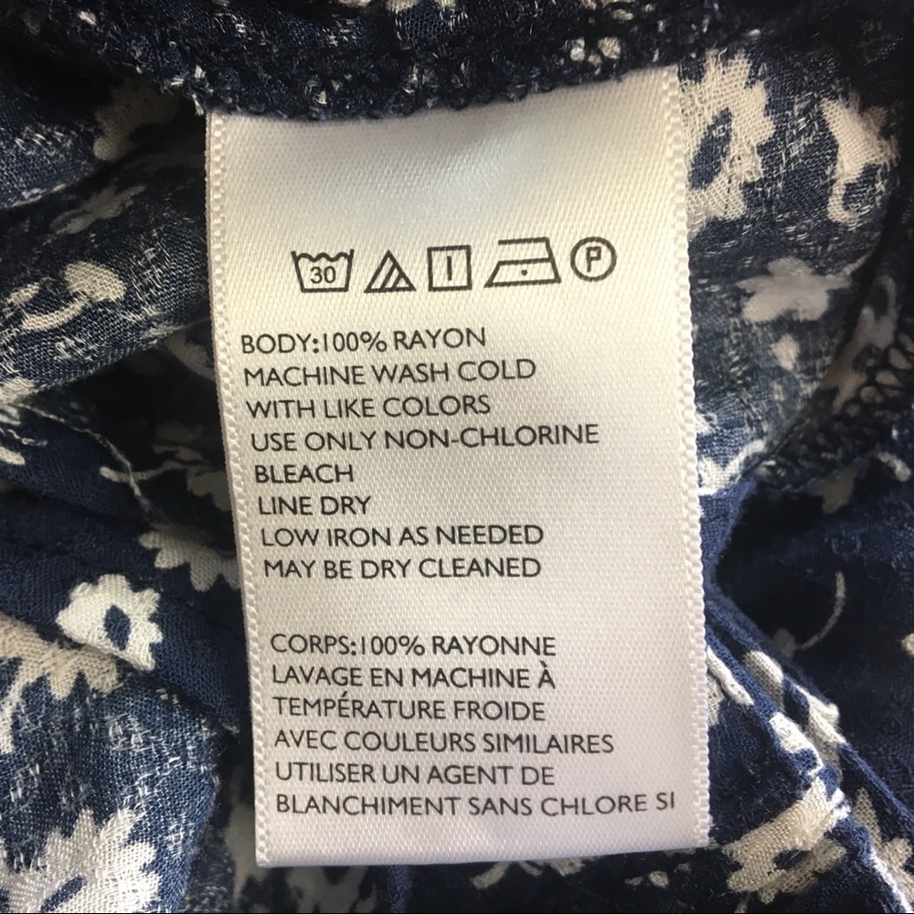 Urban Outfitters Pleated Waist Shorts Floral M - Picture 13 of 13